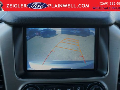 Used 2017 GMC Yukon XL Denali w/ Open Road Package AWD/4WD image 25