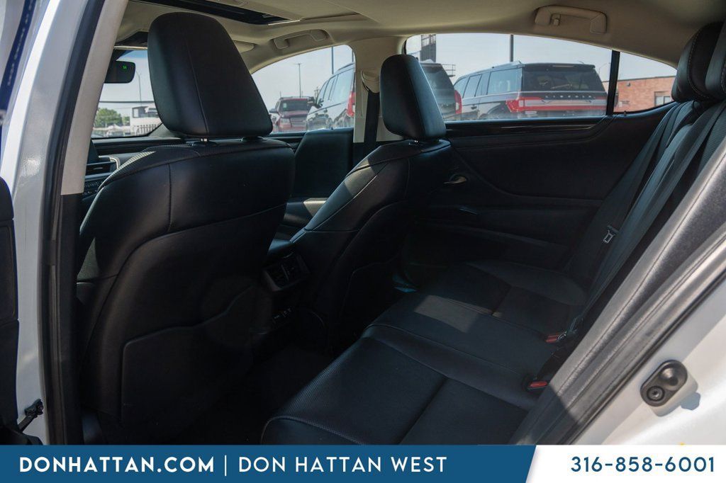 Used 2019 Lexus ES 350 w/ Premium Package FWD image 23