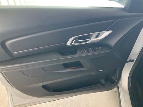 Used 2016 GMC Terrain SLE FWD image 4