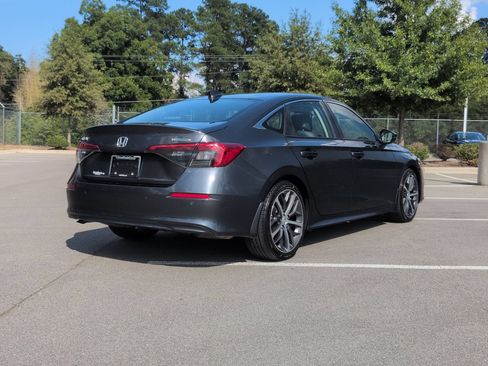 Used 2024 Honda Civic Touring image 4