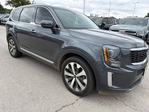 Used 2022 Kia Telluride S AWD/4WD image 1
