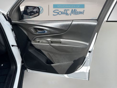 Used 2022 Chevrolet Equinox LT FWD image 33