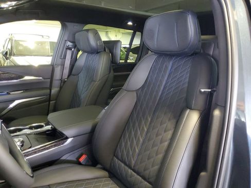 New 2026 Cadillac Escalade IQ Sport 1 w/ LPO, ONYX Package AWD/4WD image 19