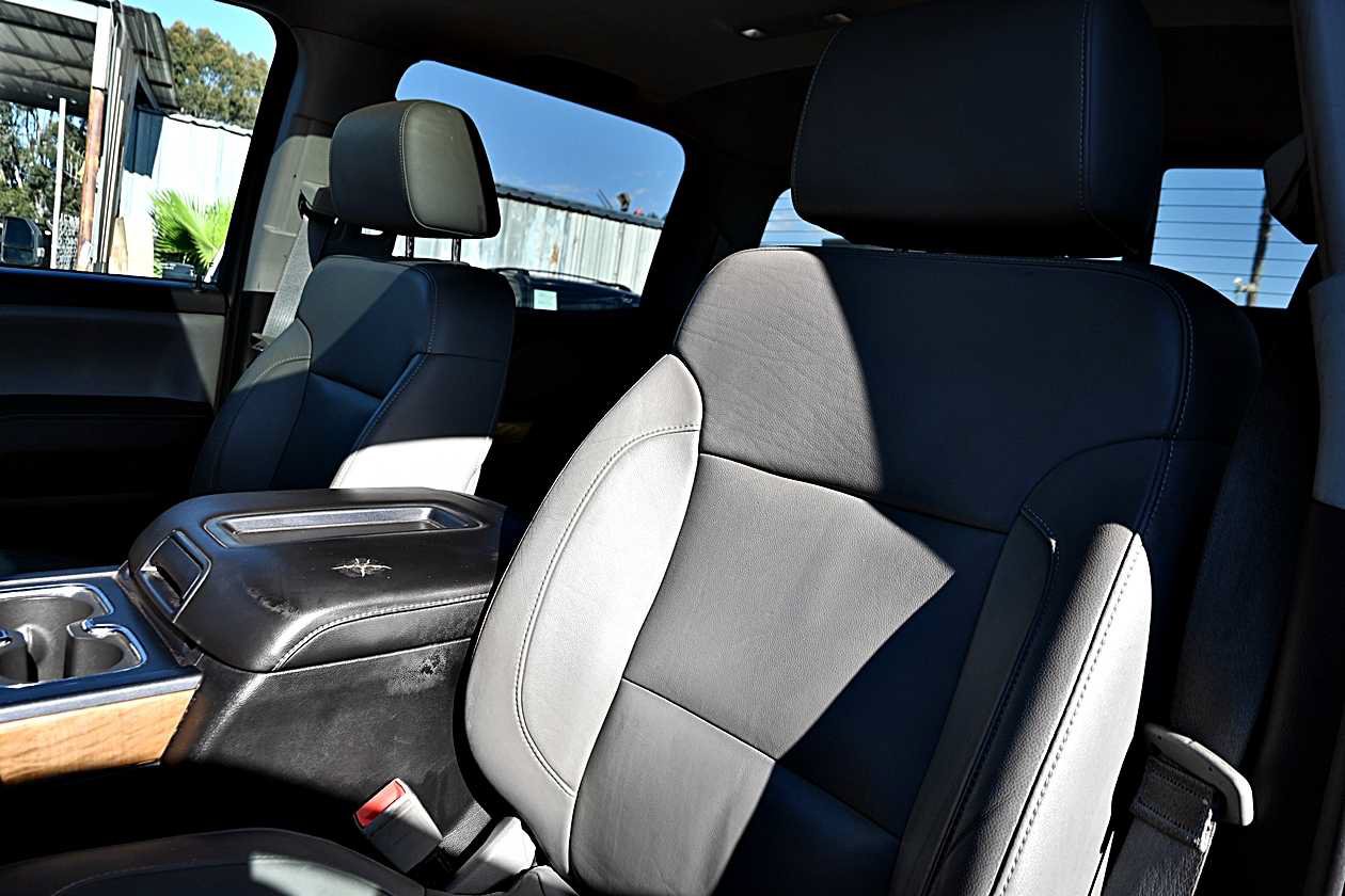 Used 2015 Chevrolet Silverado 3500 LTZ w/ LTZ Plus Package AWD/4WD image 14
