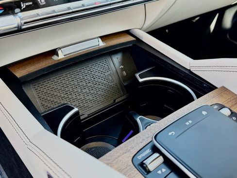 Certified 2026 Mercedes-Benz GLS 450 4MATIC image 30