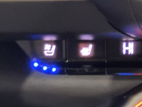 Used 2017 Chevrolet Camaro SS image 22