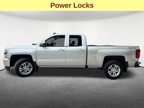 Used 2017 Chevrolet Silverado 1500 LT w/ All Star Edition AWD/4WD image 6