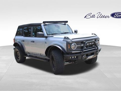 Used 2022 Ford Bronco Black Diamond AWD/4WD image 2