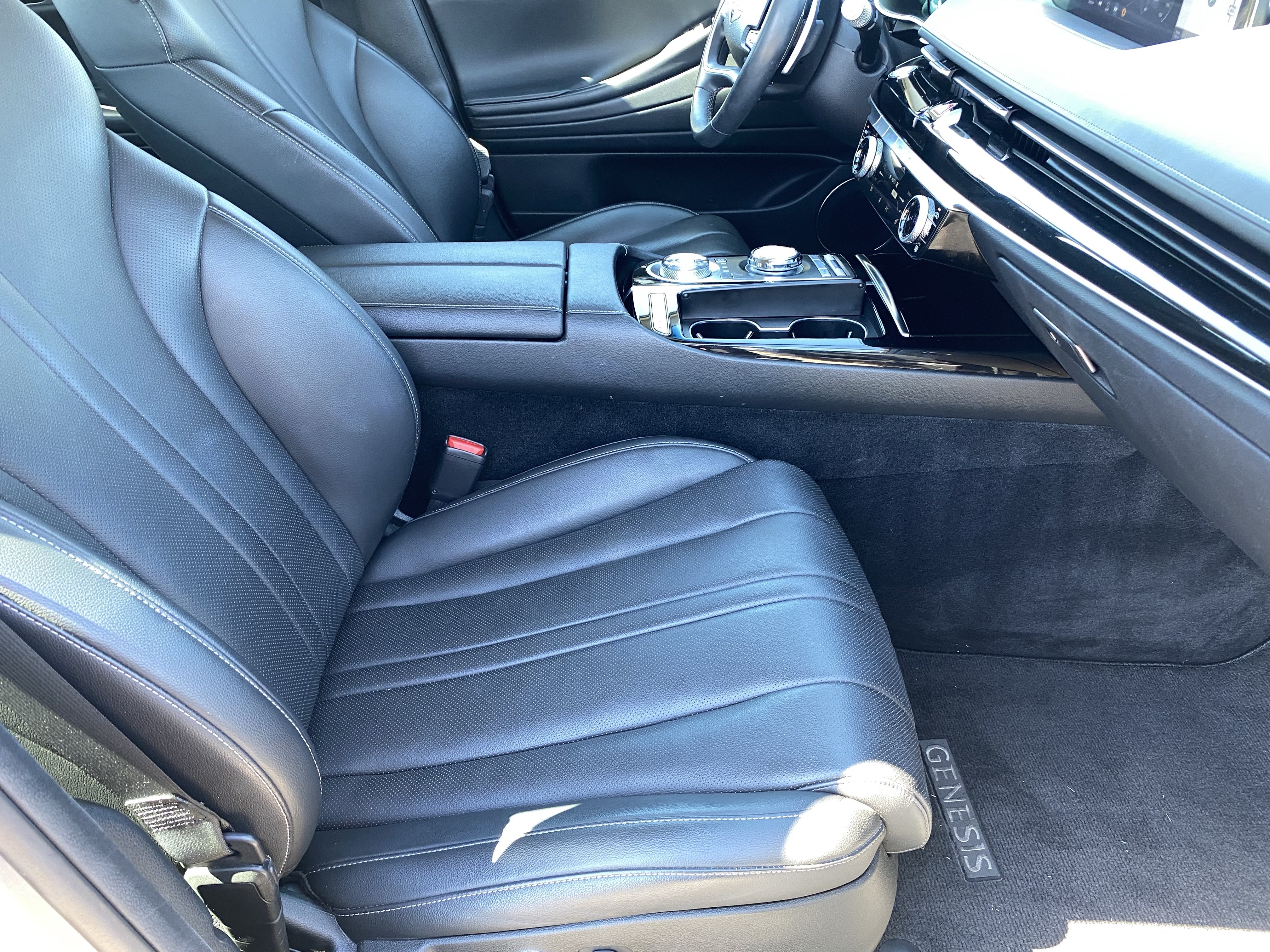 Used 2024 Genesis G80 2.5T AWD/4WD image 11