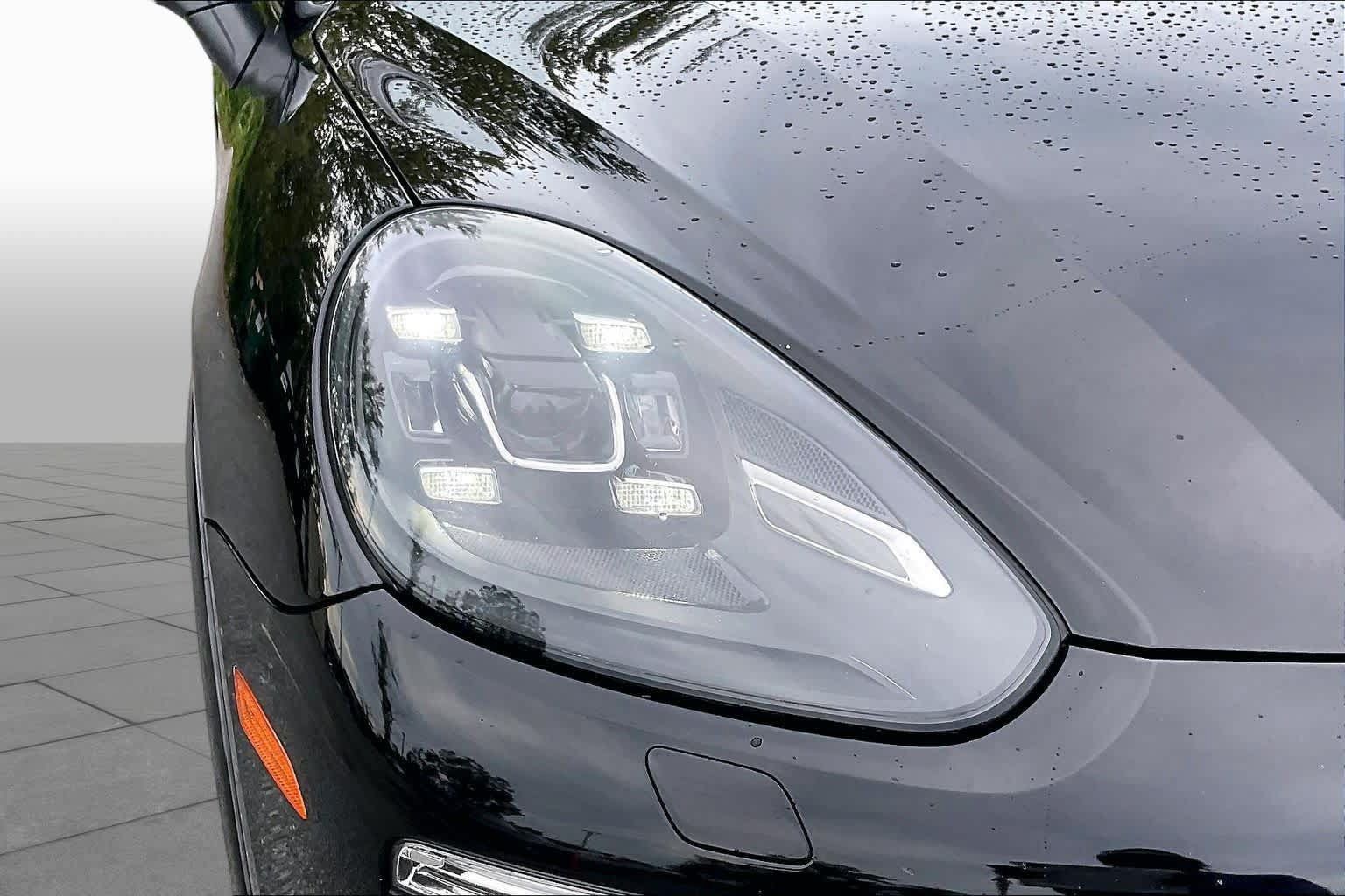 Used 2018 Porsche Cayenne AWD/4WD image 27