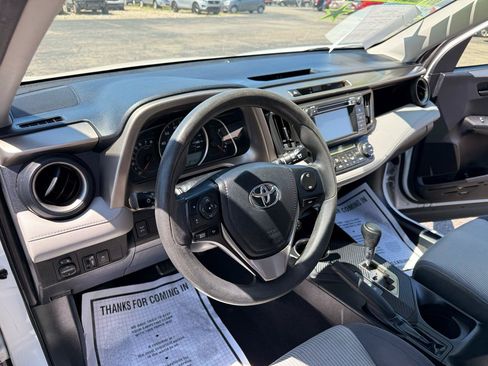 Used 2013 Toyota RAV4 XLE AWD/4WD image 12