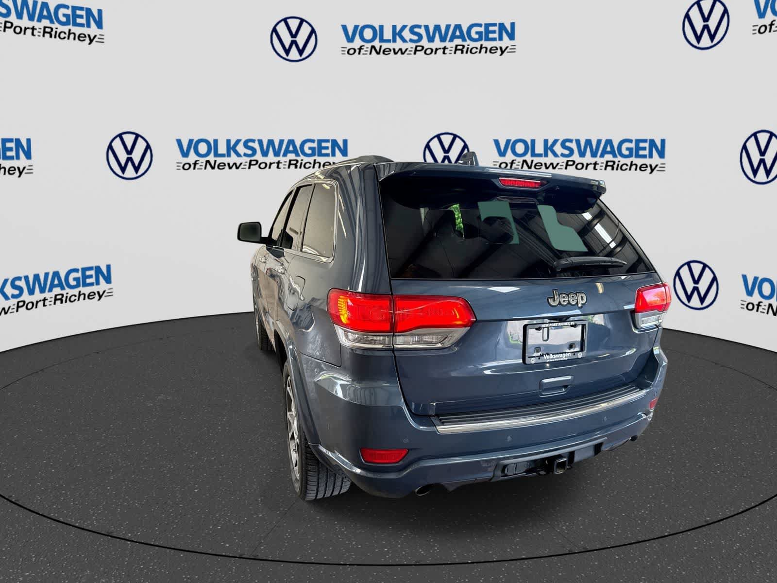 Used 2019 Jeep Grand Cherokee Overland AWD/4WD image 12