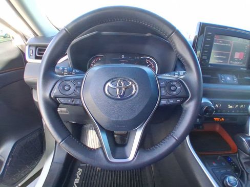 Used 2022 Toyota RAV4 Adventure image 15