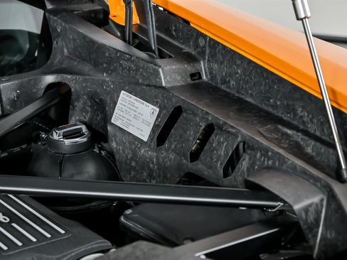 Used 2015 Lamborghini Huracan LP 610-4 image 19