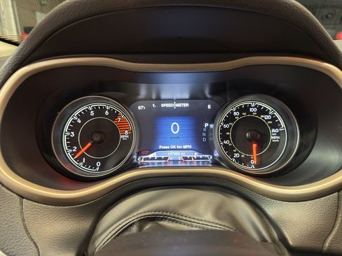 Used 2016 Jeep Cherokee Limited AWD/4WD image 20