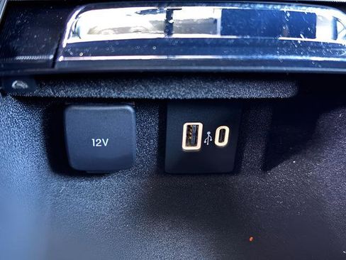 Used 2021 Lincoln Corsair AWD w/ Premium Package image 15