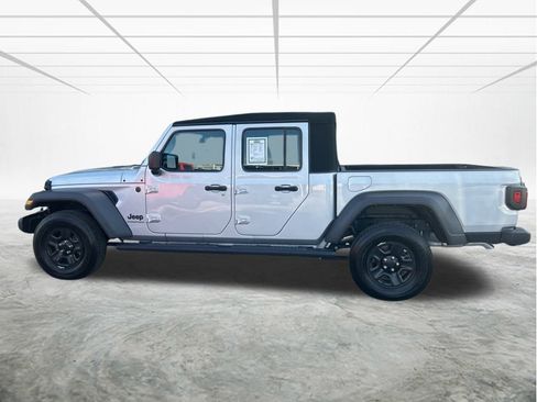Certified 2024 Jeep Gladiator Sport image 7