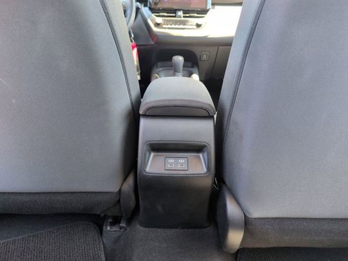 Used 2024 Toyota Corolla LE image 29