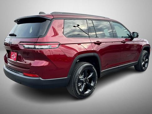 New 2025 Jeep Grand Cherokee L Altitude image 3