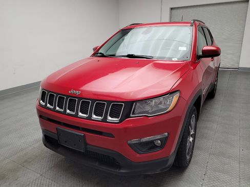 Used 2018 Jeep Compass Latitude w/ Popular Equipment Group FWD image 15