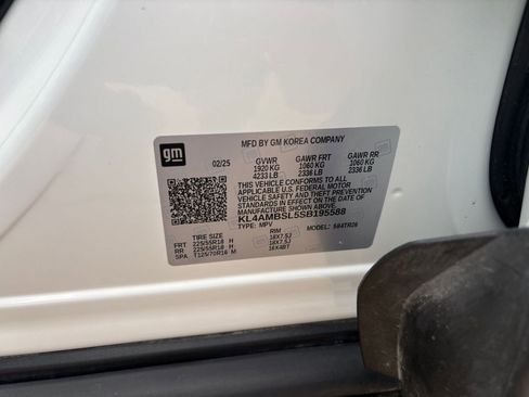 Used 2025 Buick Encore GX Preferred FWD image 28