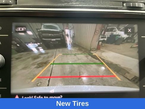 Used 2023 Volkswagen Tiguan SEL R-Line AWD/4WD image 17