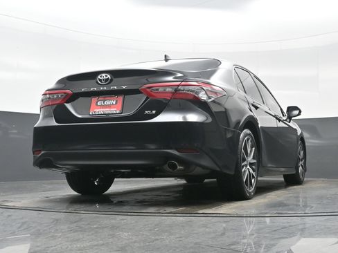 Used 2023 Toyota Camry XLE image 32