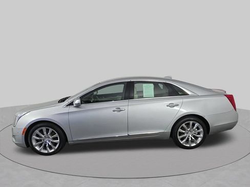 Used 2017 Cadillac XTS Luxury FWD image 13