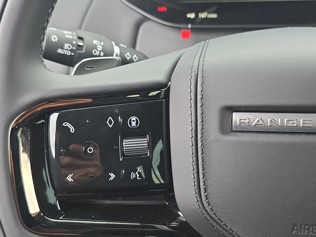 New 2026 Land Rover Range Rover Sport Dynamic SE AWD/4WD image 18