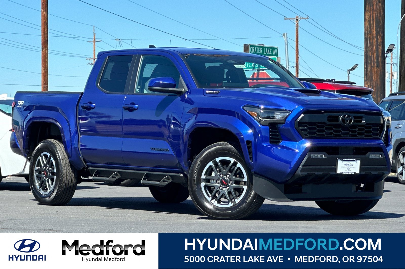 Used 2025 Toyota Tacoma TRD Sport AWD/4WD image 1