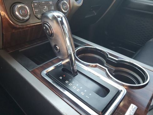 Certified 2017 Ford Expedition EL Platinum image 33