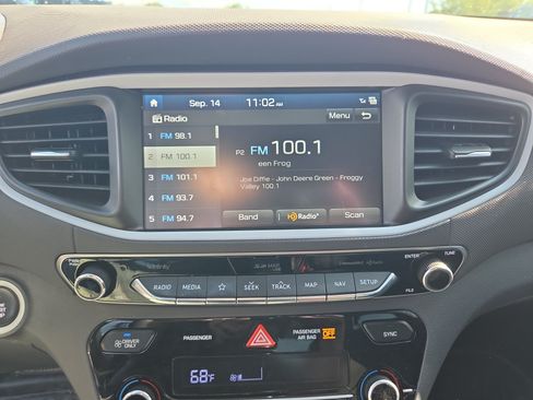 Used 2019 Hyundai Ioniq Limited w/ Ultimate Package 02 FWD image 6