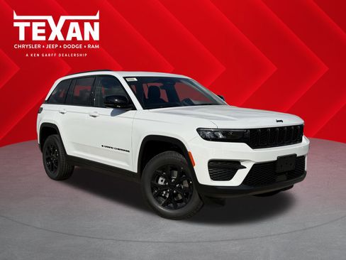 New 2025 Jeep Grand Cherokee Altitude image 1