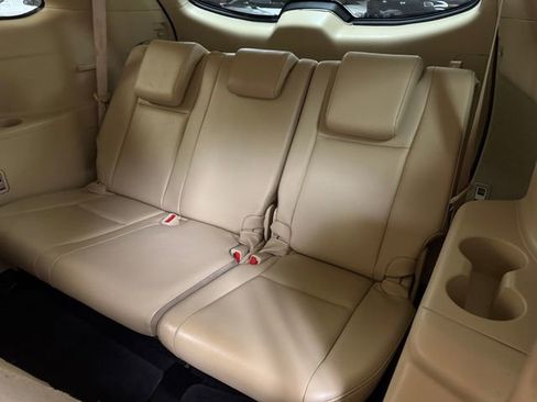 Used 2019 Toyota Highlander XLE image 23