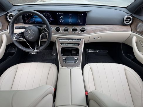 Used 2022 Mercedes-Benz E 350 Sedan image 39
