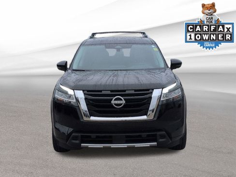 Certified 2024 Nissan Pathfinder Platinum w/ Cargo Package image 3