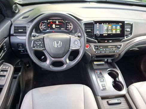 Used 2023 Honda Passport EX-L image 11