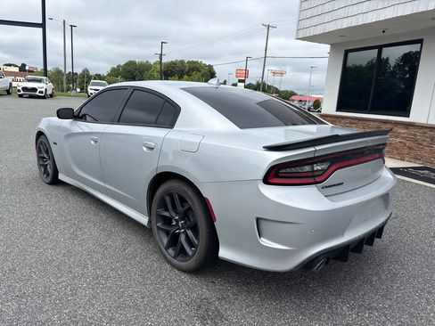 Used 2023 Dodge Charger R/T w/ Blacktop Package RWD image 7