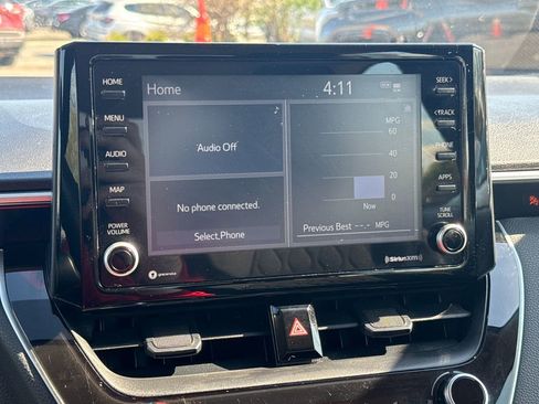 Used 2022 Toyota Corolla LE FWD image 22