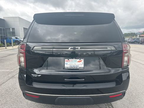 Used 2021 Chevrolet Suburban Z71 w/ Z71 Off-Road Package AWD/4WD image 7