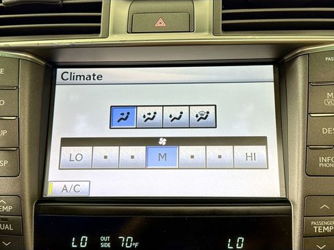 Used 2012 Lexus LS 460 w/ Comfort Pkg image 16