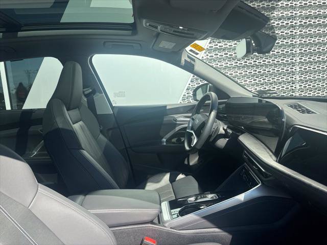 Used 2025 Audi Q5 Premium Plus w/ Premium Plus AWD/4WD image 7