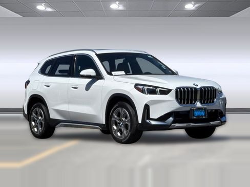 Used 2025 BMW X1 xDrive28i w/ Convenience Package AWD/4WD image 7
