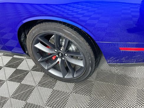 Certified 2019 Dodge Challenger R/T w/ Plus Package image 40