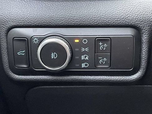 Certified 2023 Ford Explorer XLT w/ Equipment Group 202A RWD image 21