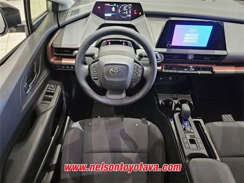 New 2026 Toyota Prius SE image 7