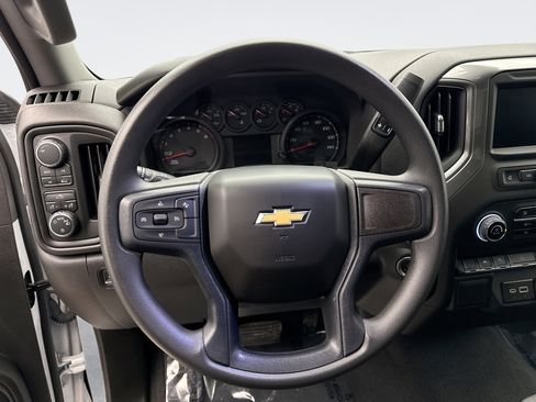 Used 2025 Chevrolet Silverado 1500 W/T image 12