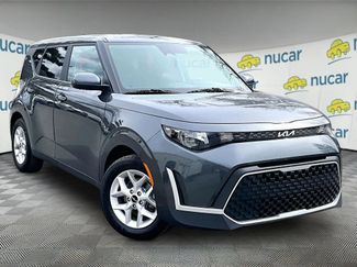 Used 2023 Kia Soul LX w/ LX Technology Package FWD video 1