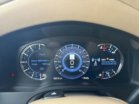 Certified 2019 Cadillac Escalade ESV Platinum AWD/4WD image 11