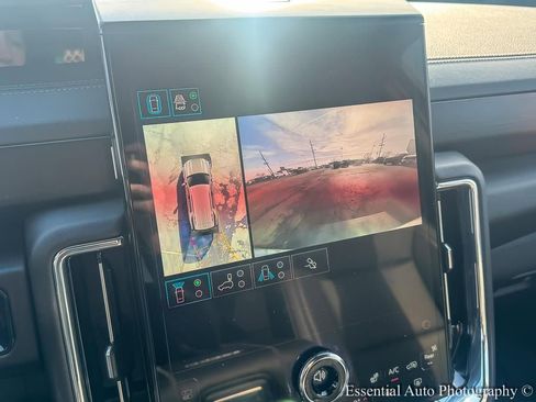 Used 2025 GMC Yukon Denali image 19